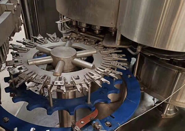 瓶裝水高速機